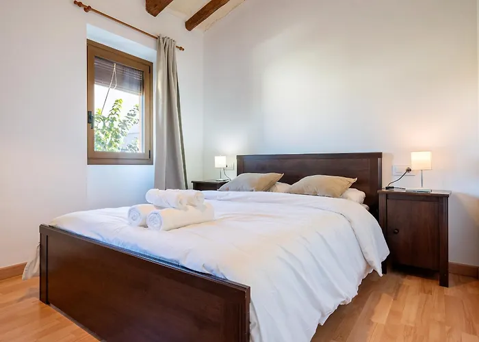 Hauzify I Casa Rourell בית נופש *