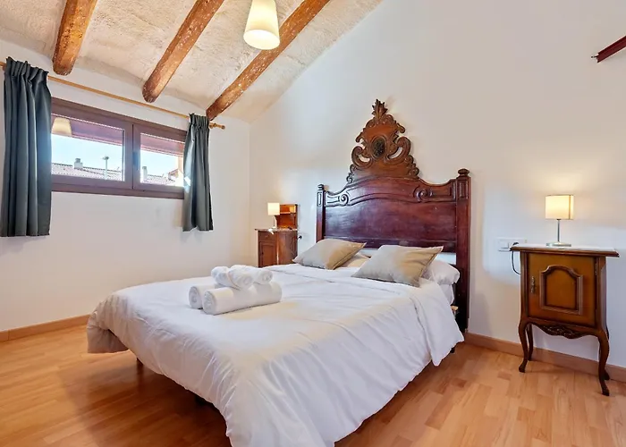 Hauzify I Casa Rourell בית נופש *